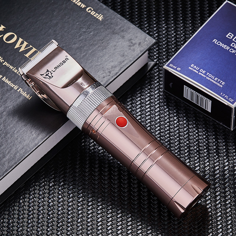 A83 Akumulátorový strojček na strihanie zvierat