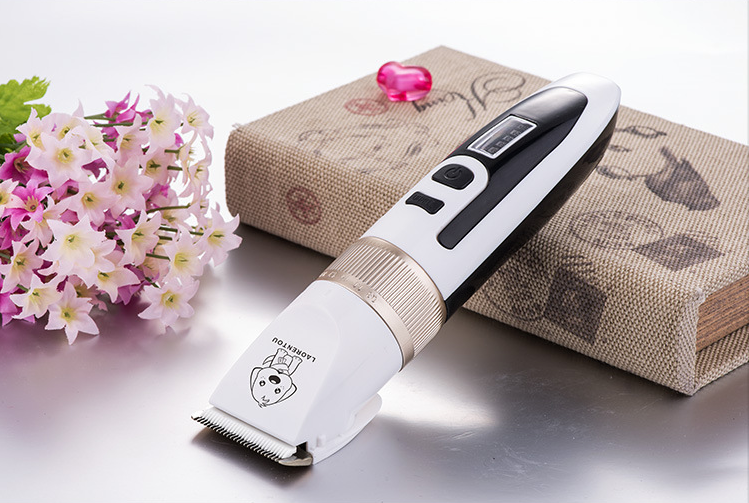 P56 Akumulátorový strojček na strihanie zvierat