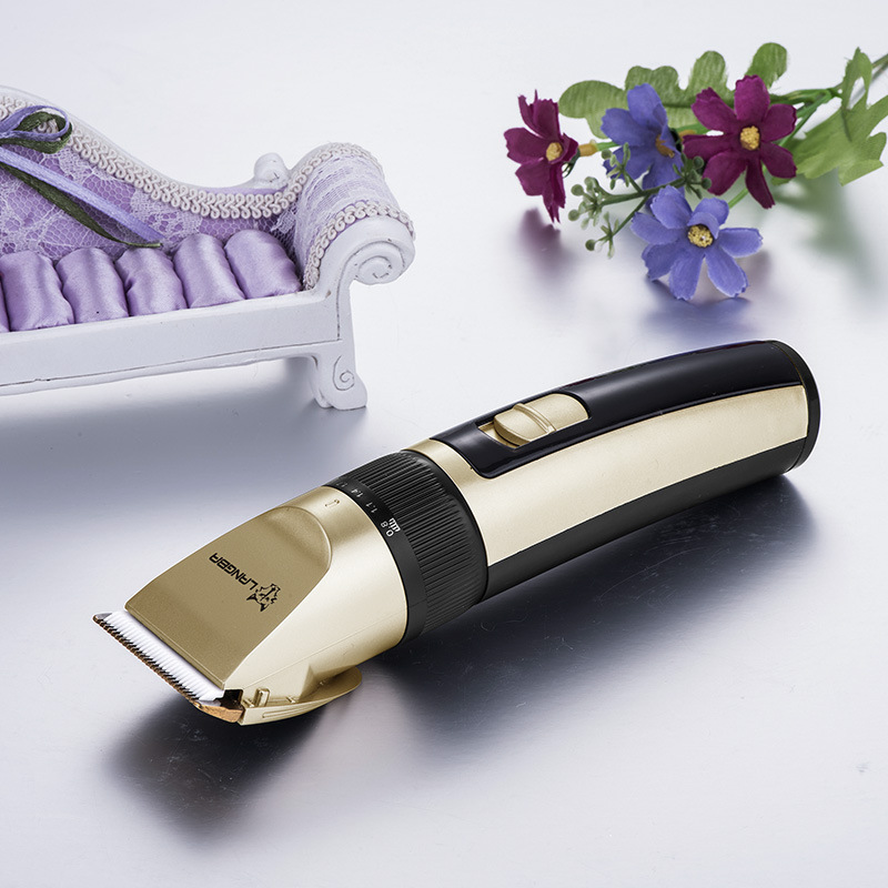 Bezdrôtový strihací strojček P65 USB